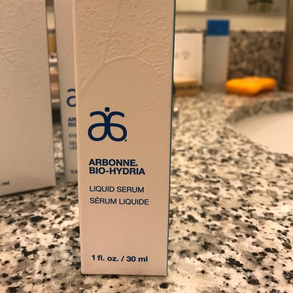 Arbonne Bio-Hydra set - Picture 6 of 6